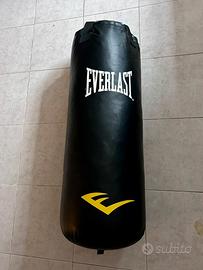 Sacco BOXE Everlast + 2 colpitori