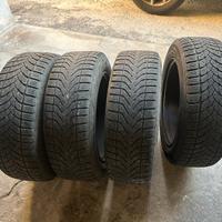 4 gomme invernali