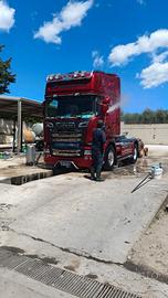 Scania R560