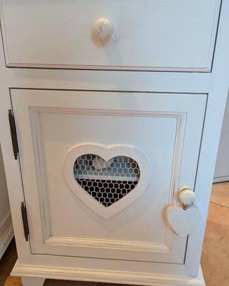coppia di comodini Shabby Chic bianchi