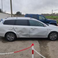 Vw passat variant 365 2.0 tdi 140cv ricambi