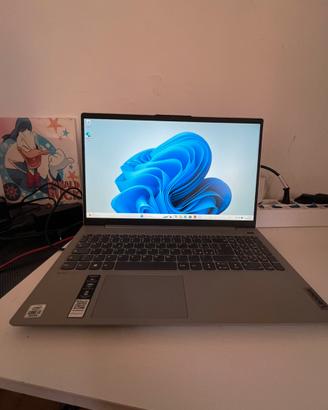 PC Lenovo i3 8/256 win11 ufficiale ultime generazi