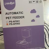 Automatic pet feeder