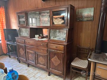 Mobile credenza antica