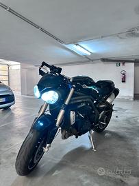 Triump speed triple s 1050