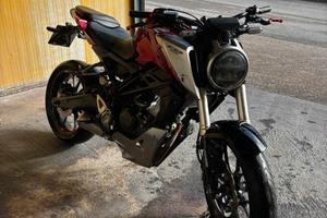 Honda cb125r 2019