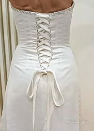 Abito da sposa bianco raso e paillettes