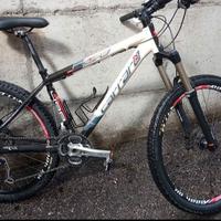 MTB carbonio