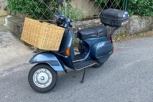 Vespa P200E