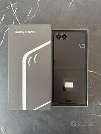 Samsung Galaxy Z Flip7 FE 256GB - Pari al Nuovo