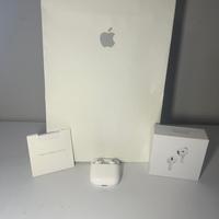 AirPods 4