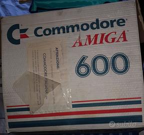AMIGA 600 COMMODORE