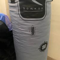 sacco da box domyos con staffa muro 