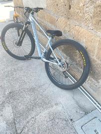 Focus whellie bike 27.5