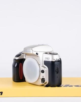 Nikon F60 USATO GARANTITO PER DUE ANNI