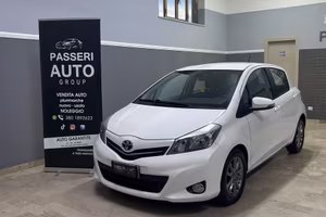 Toyota Yaris 1.4 D-4D 5 porte Lounge
