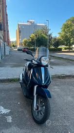 Beverly Tourer 125