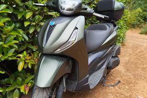 Beverly 400 hpe sport 2024