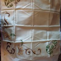 foulard in seta dipinto a mano 