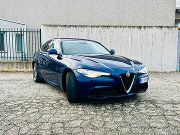 Alfa Romeo Giulia 2.2 180cv Q4