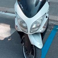 TMAX VERSIONE WHITE