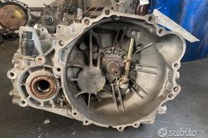 Cambio Manuale 2WD Kia Carens 2.0 CRDI D4EA