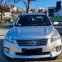 Toyota Rav 4 exclusive 4x4 2012