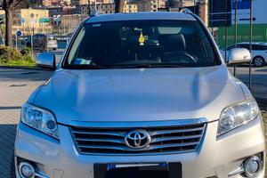 Toyota Rav 4 exclusive 4x4 2012