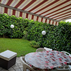 Appartamento in villa in residence con PISCINA