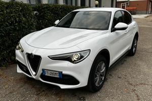 Alfa Romeo Stelvio 210cv
