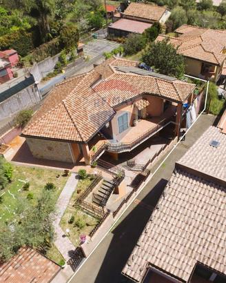 Villa singola - Aci Sant'Antonio