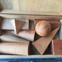 solidi geometrici in legno alli 60