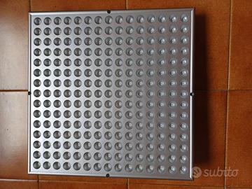Lampada a Luce Rossa Corpo Intero 225 LED
