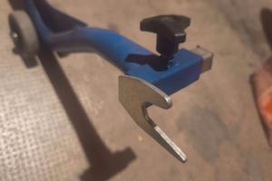 Cavalletto Moto Anteriore