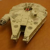 Astronave millennium falcon