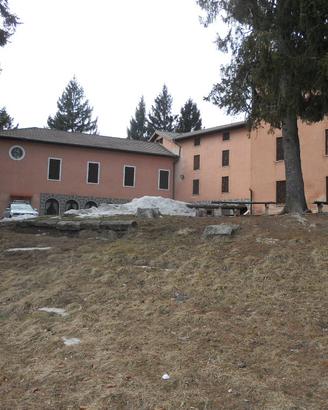 COMPENDIO IMMOBILIARE ALBERGHIERO IN FAI DELLA PAG