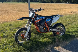 KTM 450 Six Days