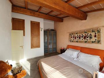 Arredamento, 2 madia, letto Chateau D'Ax, sedie