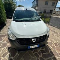 Dacia dokker