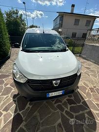 Dacia dokker