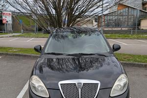 Lancia Ypsilon 2010