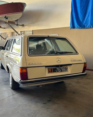 Mercedes-benz T0 300 TD turbodiesel