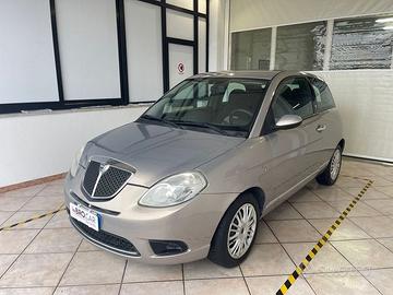 Lancia Ypsilon 1.2 8v ModaMilano