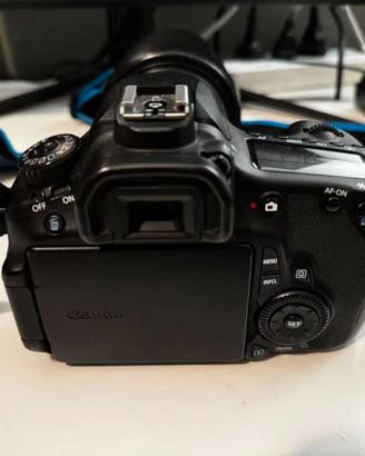 Canon EOS 60D + 18-200mm – Perfetta per principian