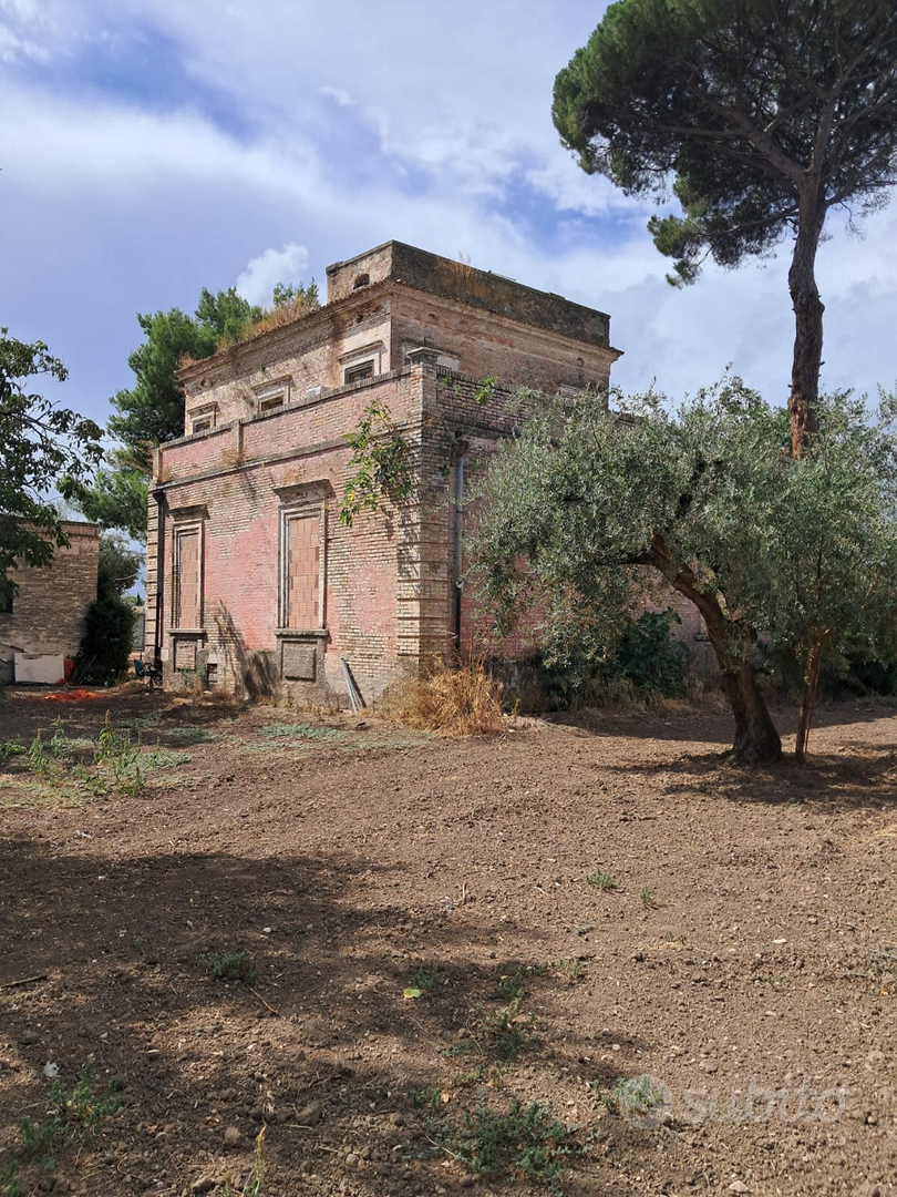 Casale + terreno adiacente edificabile - Vista 4