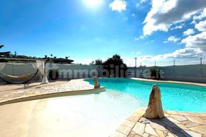 Porzione di villa bifamiliare