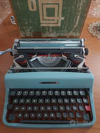 Macchina da scrivere Olivetti Lettera 32 