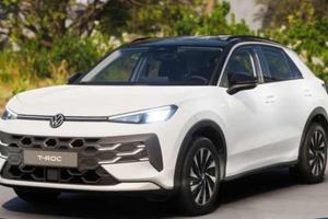 VOLKSWAGEN T-Roc 1.5 eTSI ACT DSG Life