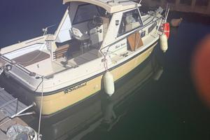 Barca Black Marlin  7m cabinata