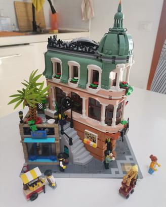LEGO Boutique Hotel 10297